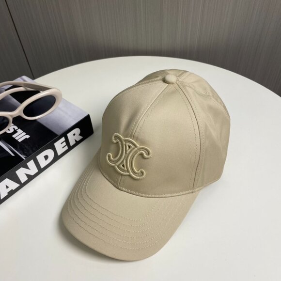 Celine\'s new classic fashion baseball cap main image 6